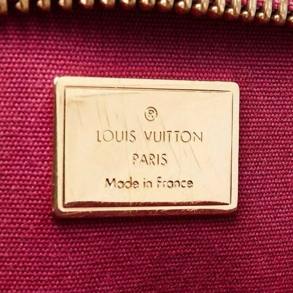 Louis Vuitton Magenta Monogram Vernis Brea PM NM Bag - Picture 10 of 11
